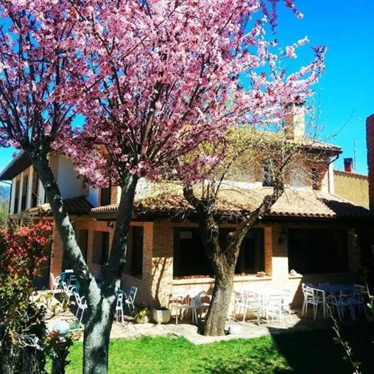 ALBERGUE RURAL DE MANZANOS en Ribera Baja / Erriberabeitia — exterior (7 de 8)