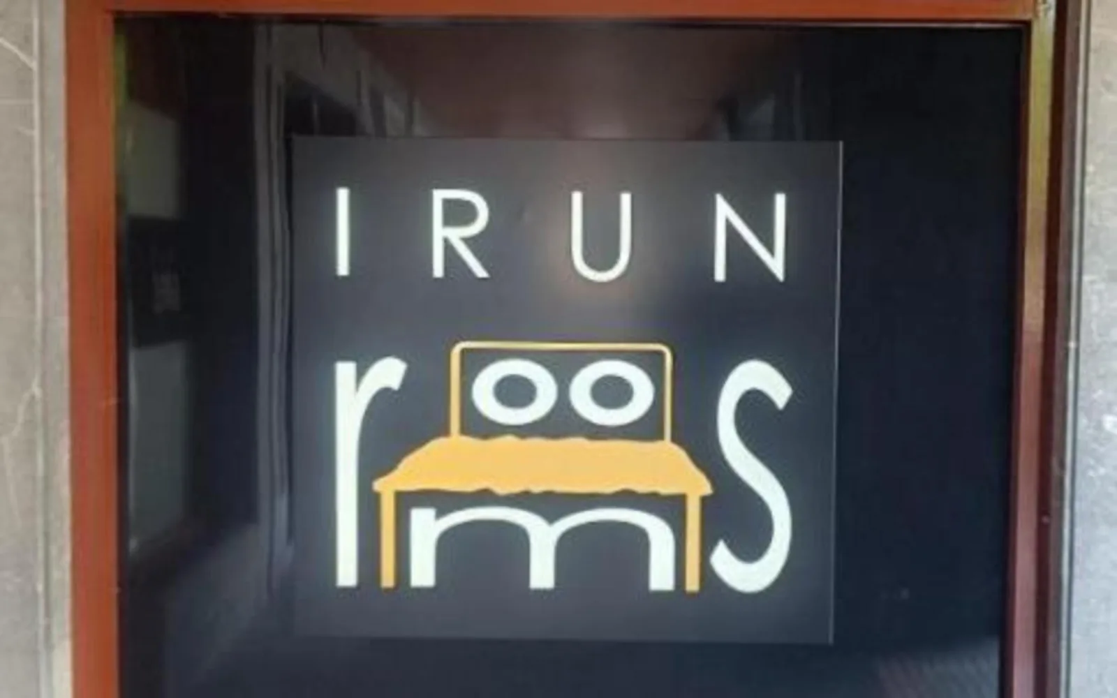 Irun Rooms