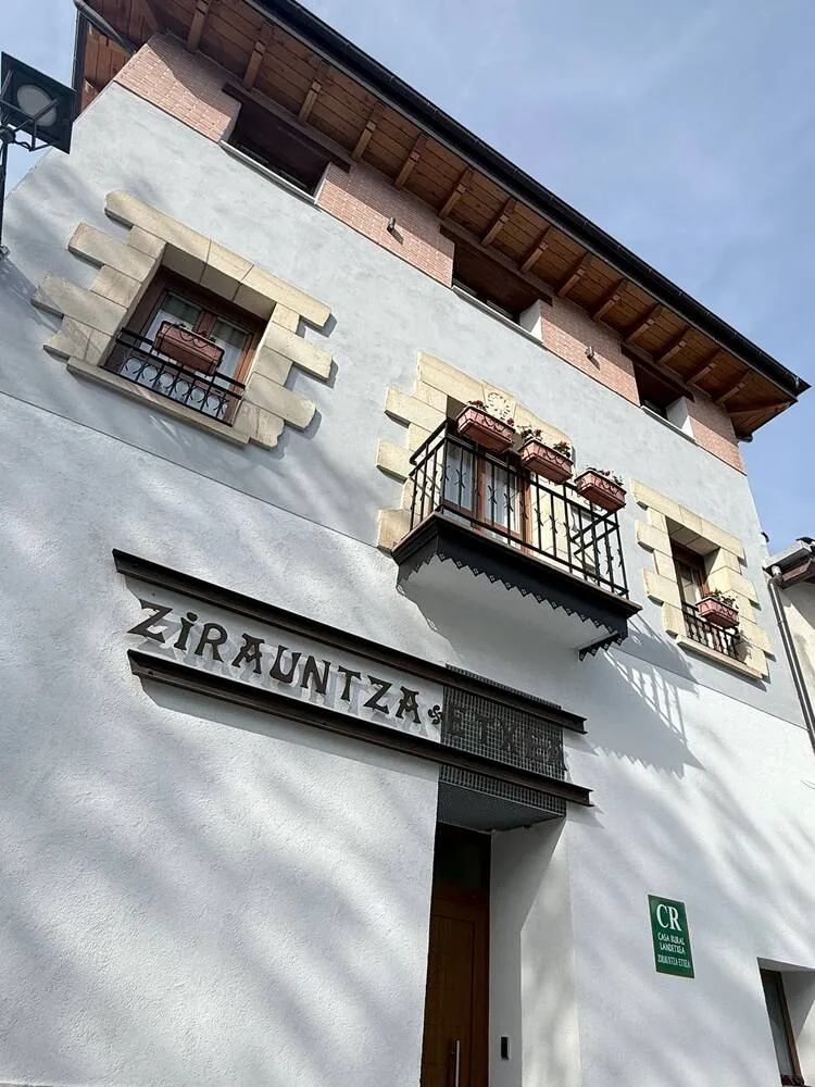 ZIRAUNTZA ETXEA
