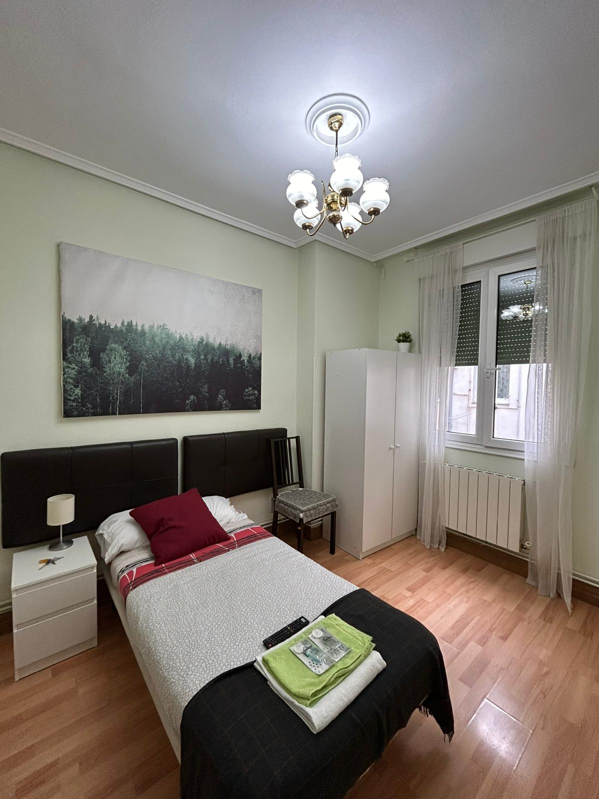 FLIPHOUSE ROOMS