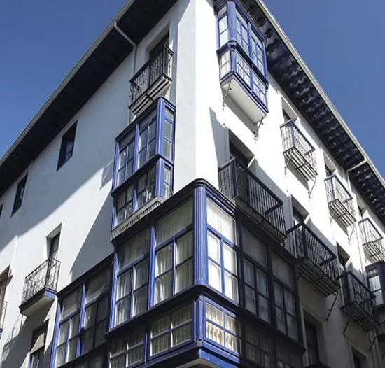 CASUAL SERANTES en Bilbao — exterior (12 de 15)