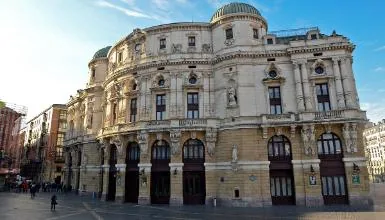 Teatro Arriaga en Bilbao — oficial (1 de 3)