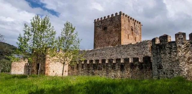 Castillo de Muñatones