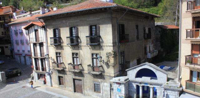 Palacio Galdona