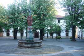 Plaza de Santa Marina