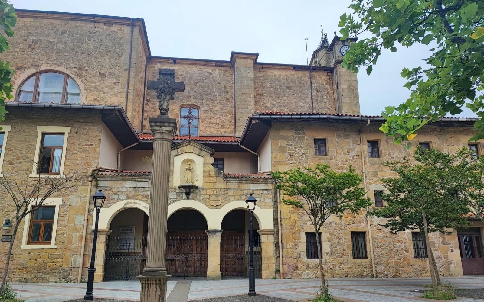 Iglesia, convento y colegio de los Franciscanos
