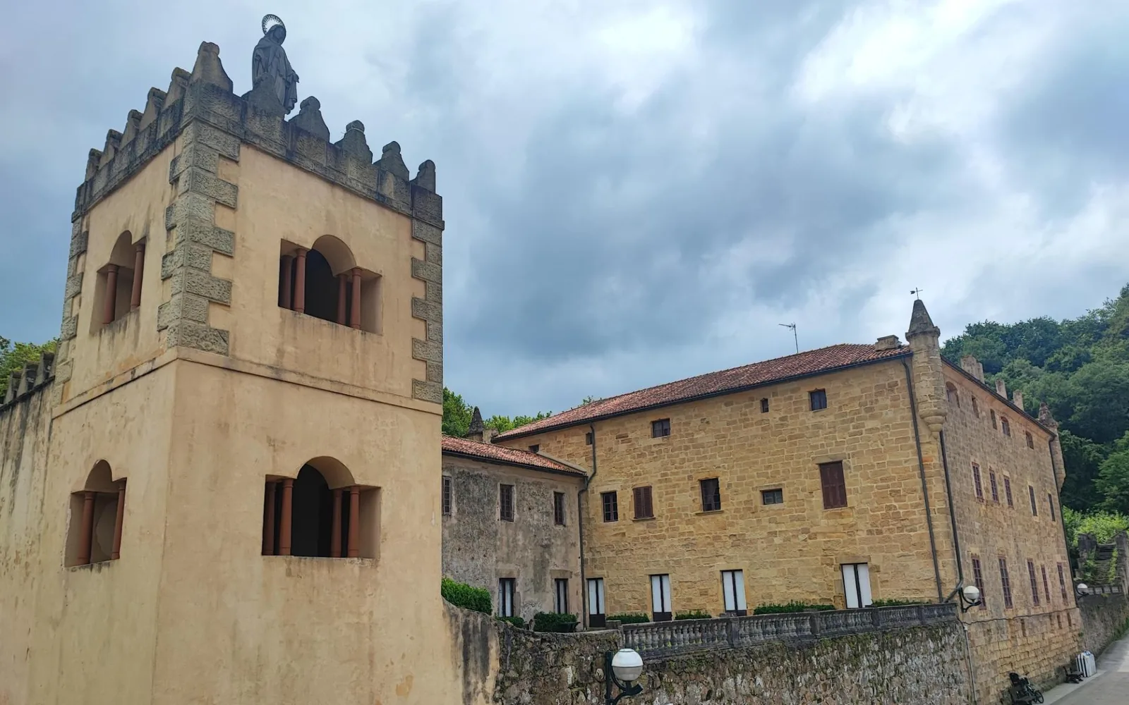 Palacio de Narros