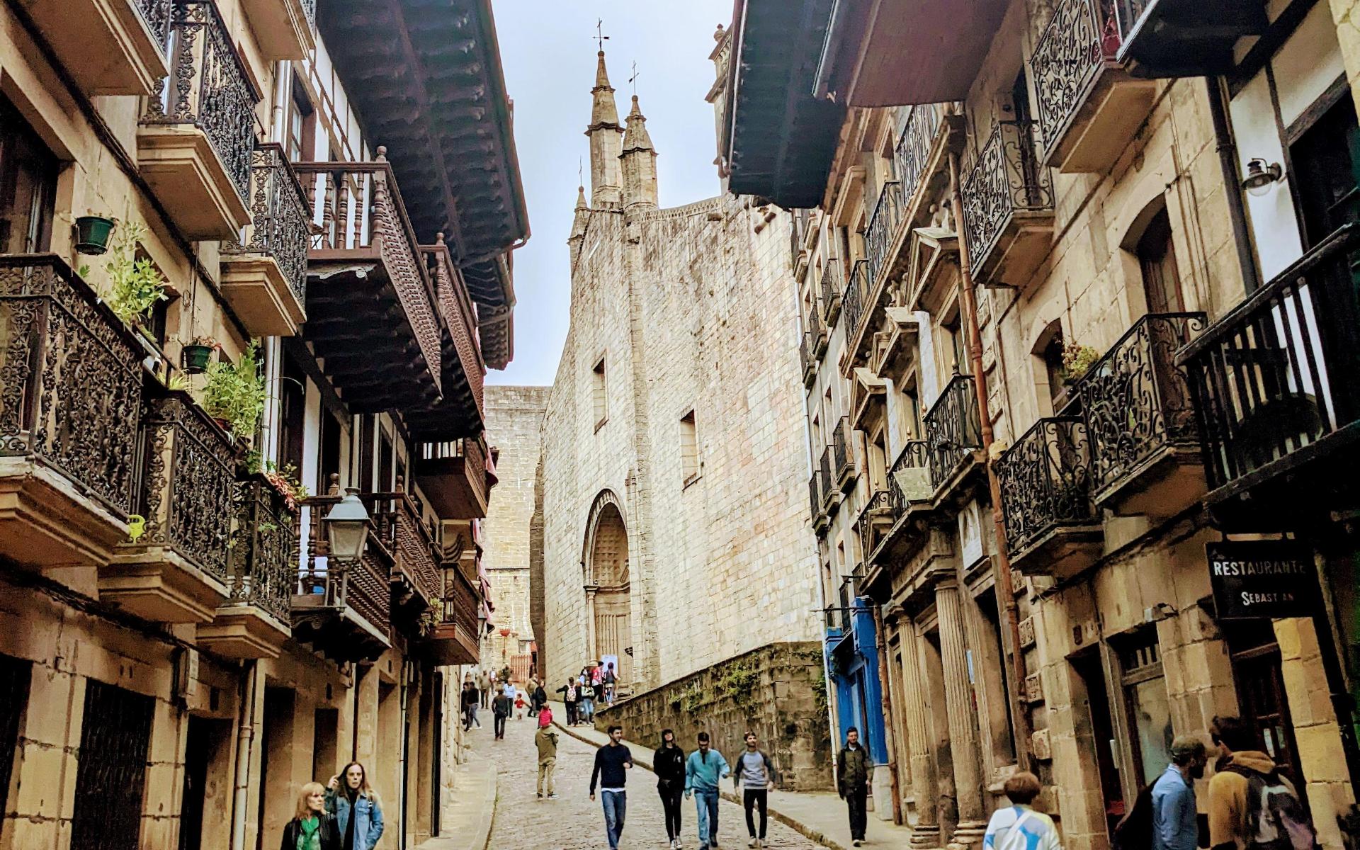 Iglesia Santa María de la Asunción y del Manzano