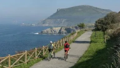 Vía Verde de Montes de Hierro-Itsaslur en bicicleta en Muskiz — oficial