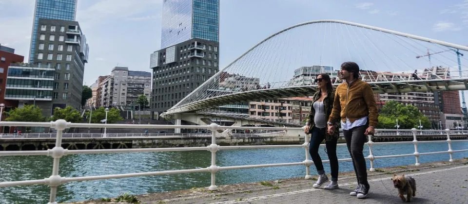 Un paseo por la Ría de Bilbao