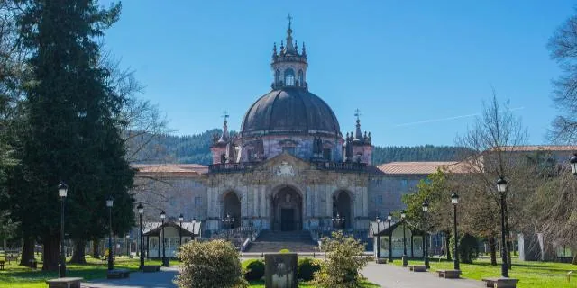 La ruta de los Tres Templos en Azpeitia — oficial (1 de 2)