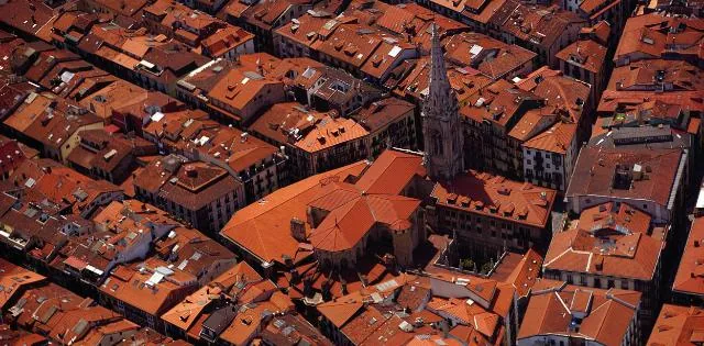 Ruta arquitectura y diseño en Bilbao & Casco Viejo y pintxos