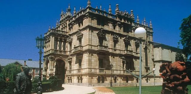 Gastronomía y arte: tour accesible