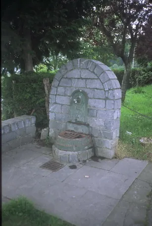 Fuente de Larrino