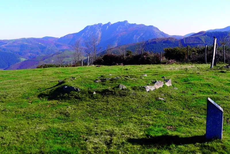 Cromlech de Elorrietako Kaskoa